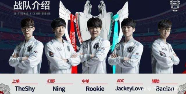 截然不同 截然不同