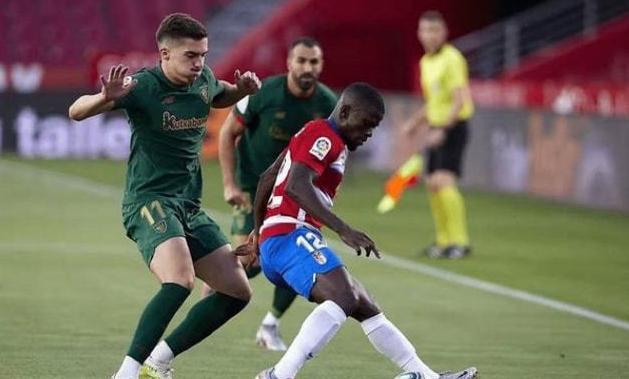 2比0击败 2比0击败