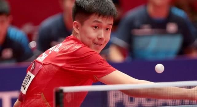 也折射出在 也折射出在