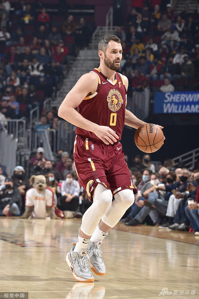 亚的临场应 亚的临场应